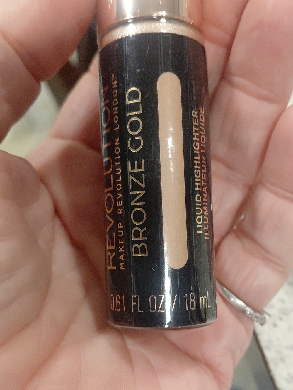 wet n wild Brown & Gold Makeup Set with Natural Lashes - Picture 3 of 12